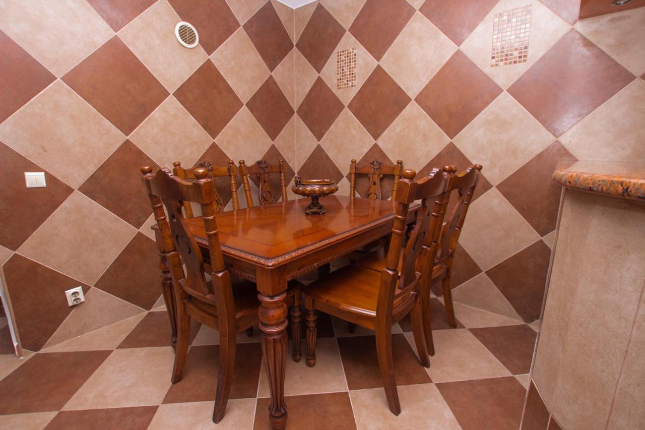 Lea Apartment Бар Екстериор снимка