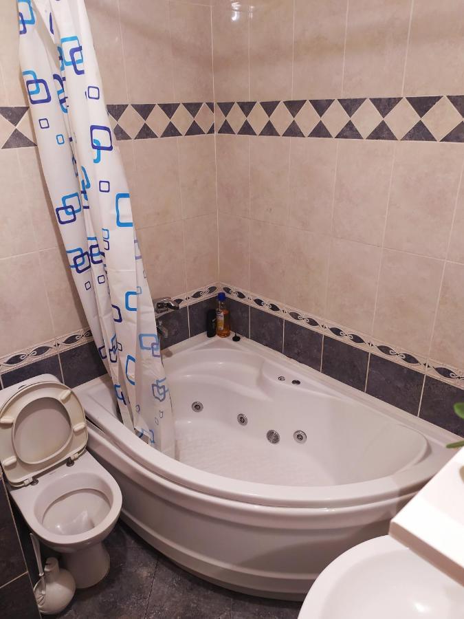 Lea Apartment Бар Екстериор снимка